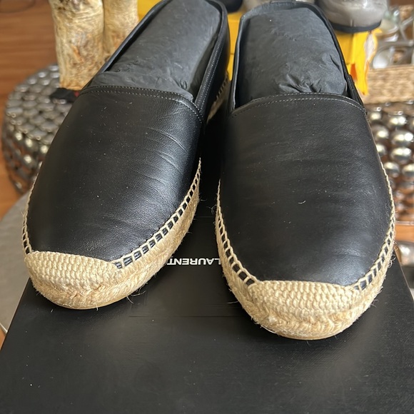 Saint Laurent shoes - Picture 3 of 5